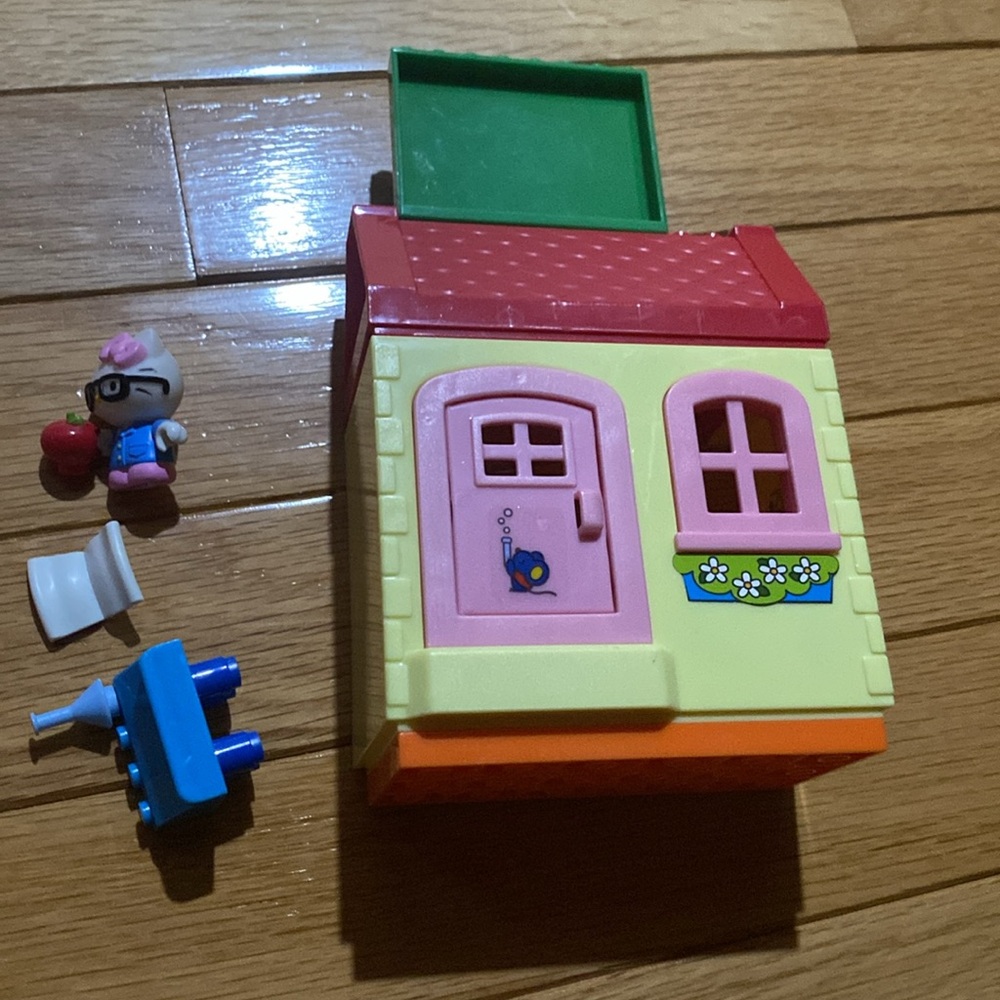 Hello Kitty - Mega Blocks - Picture 8 of 9